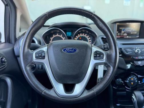 2015 Ford Fiesta SE