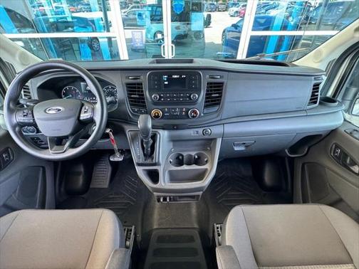 2022 Ford Transit-250 Base