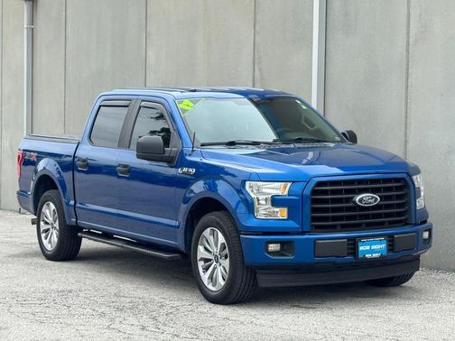 Lightning Blue 2017 Ford F-150 XL