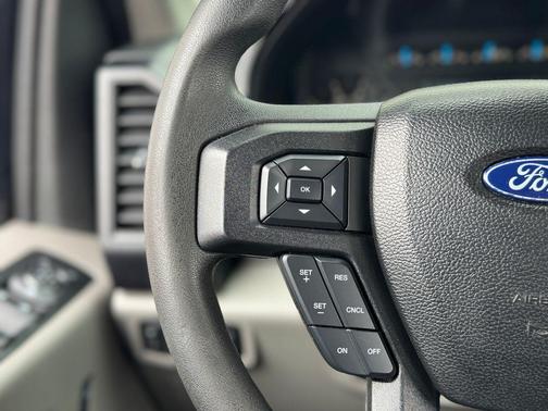 Lightning Blue 2017 Ford F-150 XL