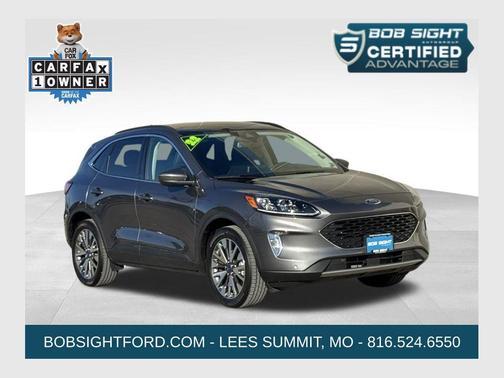 2022 Ford Escape Titanium