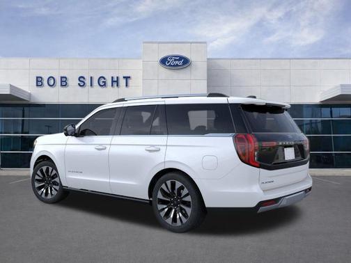 Star White Metallic Tri-Coat 2026 Ford Expedition Platinum