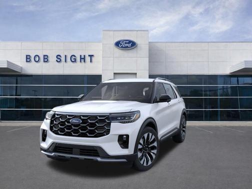 Star White Metallic Tri-Coat 2026 Ford Explorer Platinum