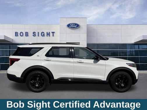 Star White Metallic Tri-Coat 2022 Ford Explorer Timberline