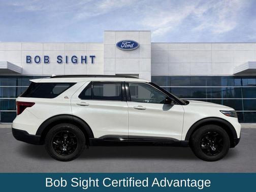 Star White Metallic Tri-Coat 2022 Ford Explorer Timberline