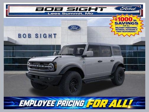 Avalanche Gray 2026 Ford Bronco Outer Banks