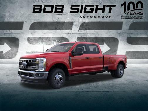 Ruby Red Metallic Tinted Clearcoat 2026 Ford F-350 XLT Truck