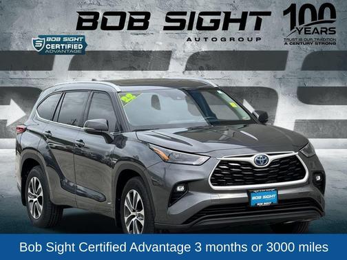 2022 Toyota Highlander Hybrid XLE