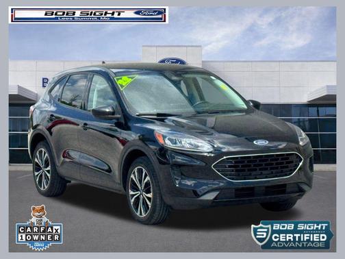 Agate Black Metallic 2022 Ford Escape SE