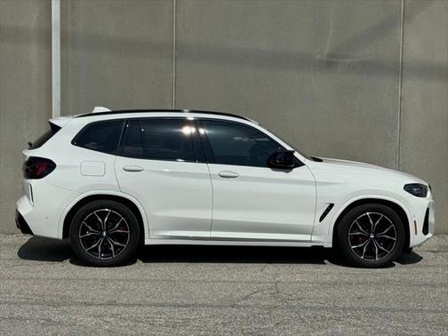 2024 BMW X3 M40i