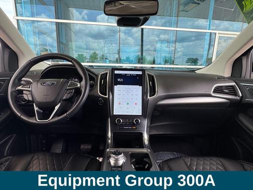 Agate Black Metallic 2024 Ford Edge Titanium