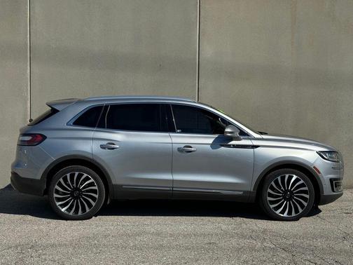 2020 Lincoln Nautilus Black Label