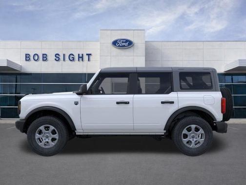 Oxford White 2026 Ford Bronco Big Bend