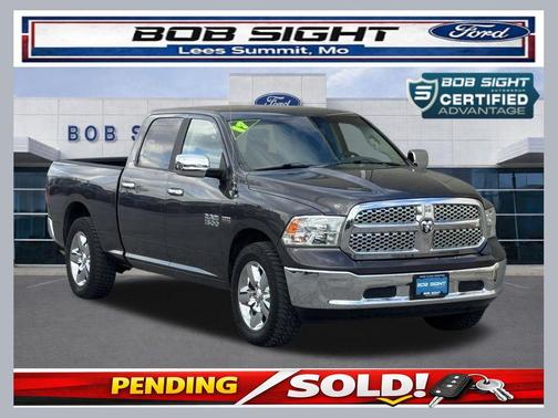 Granite Crystal Metallic Clearcoat 2017 RAM 1500 SLT