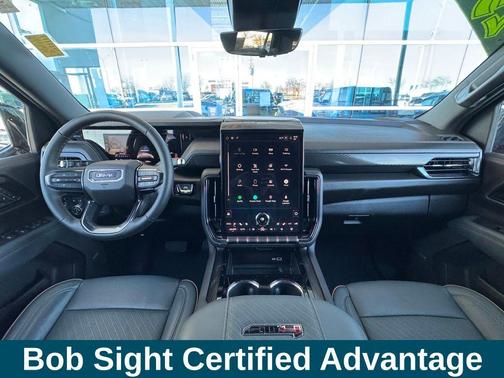 2025 GMC Yukon 4WD AT4