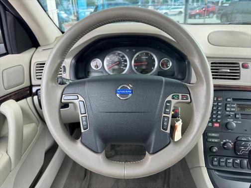 2004 Volvo S80 T6