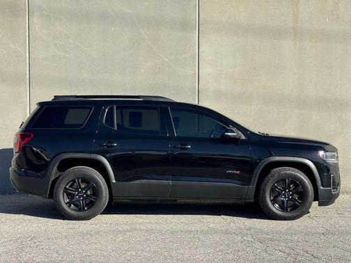 2021 GMC Acadia AWD AT4