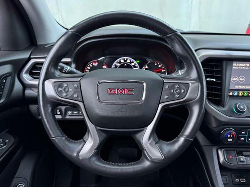 2021 GMC Acadia AWD AT4