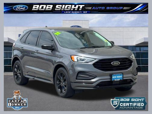Carbonized Gray Metallic 2022 Ford Edge SE