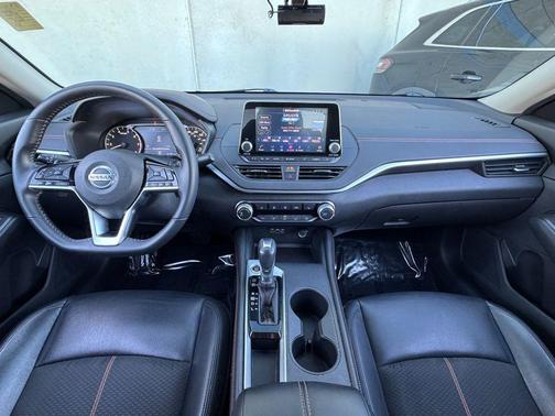 2020 Nissan Altima SR VC-Turbo FWD