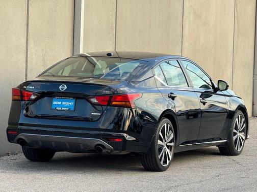 2020 Nissan Altima SR VC-Turbo FWD