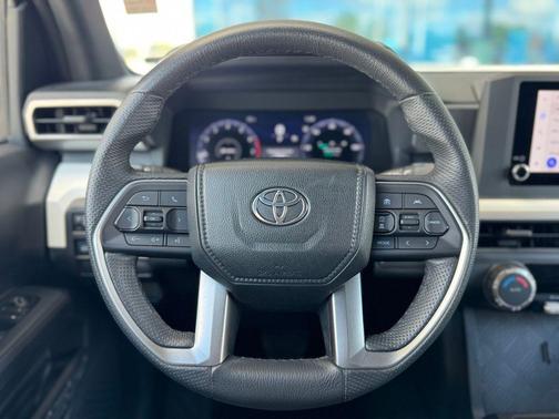 2024 Toyota Tacoma TRD Off-Road
