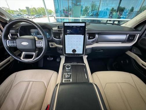 2022 Ford Expedition Platinum
