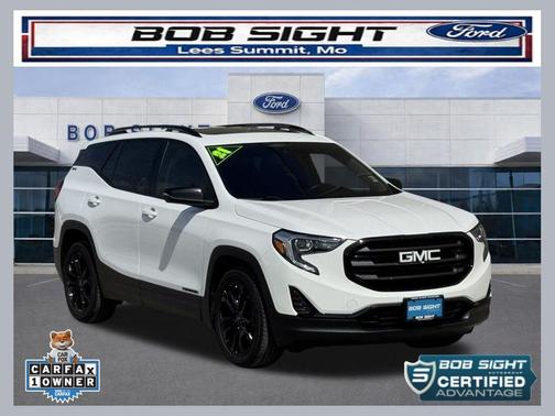 Summit White 2021 GMC Terrain SLE