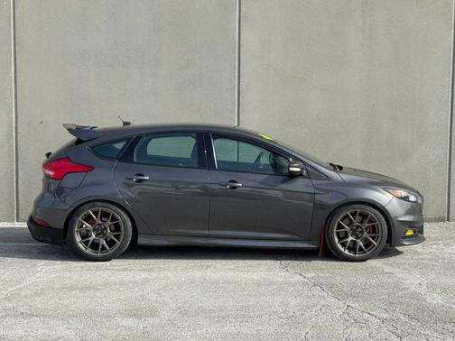 2015 Ford Focus ST ST