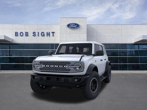 Oxford White 2026 Ford Bronco Badlands