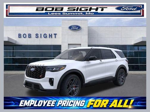 Star White Metallic Tri-Coat 2026 Ford Explorer ST