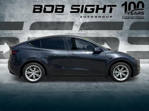 2024 Tesla Model Y Long Range Dual Motor All-Wheel Drive