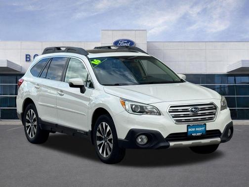 Crystal White Pearl 2016 Subaru Outback 2.5i Limited