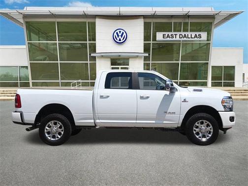 2024 RAM 2500 Laramie Crew Cab 4x4 6'4' Box