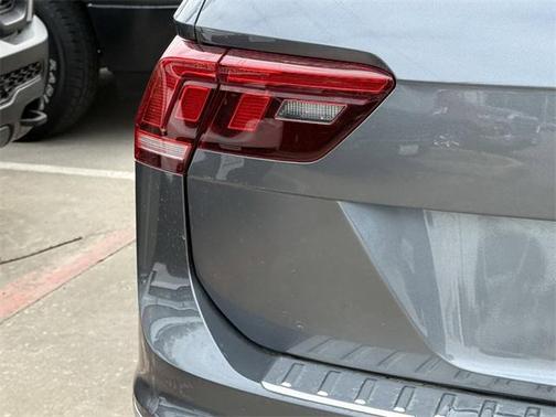 2024 Volkswagen Tiguan 2.0T Wolfsburg Edition