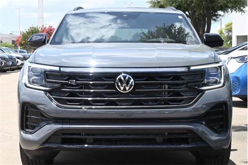 2025 Volkswagen Atlas Cross Sport 2.0T SEL