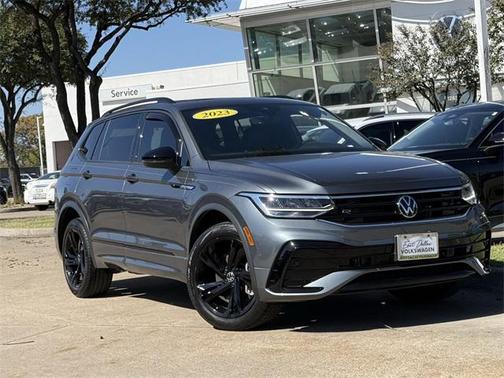 2023 Volkswagen Tiguan 2.0T SE R-Line Black