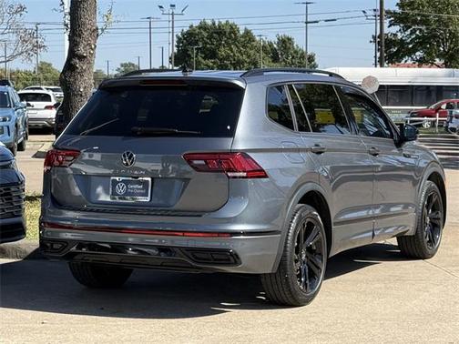 2023 Volkswagen Tiguan 2.0T SE R-Line Black