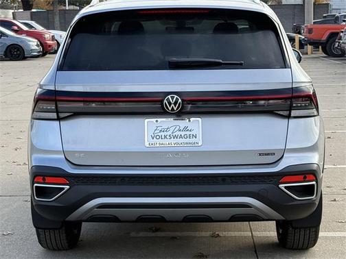 2026 Volkswagen Taos SE