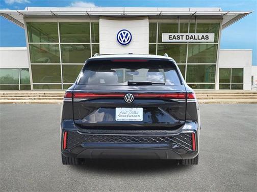 2025 Volkswagen Tiguan 2.0T SE R-Line Black