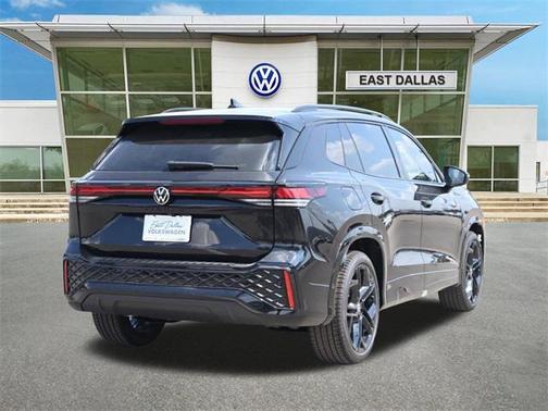 2025 Volkswagen Tiguan 2.0T SE R-Line Black