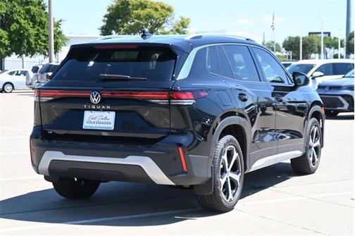 2025 Volkswagen Tiguan 2.0T SE