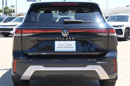 2025 Volkswagen Tiguan 2.0T SE