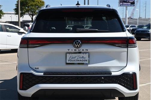 2025 Volkswagen Tiguan 2.0T SE R-Line Black