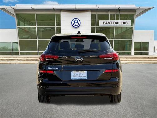 2021 Hyundai TUCSON SE