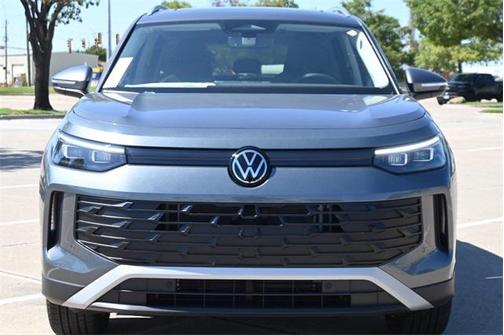 2025 Volkswagen Tiguan 2.0T SE 4MOTION