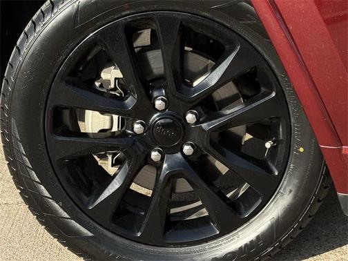 2022 Jeep Grand Cherokee Laredo