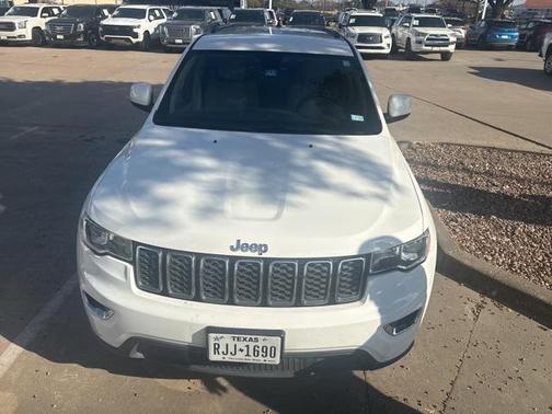 2017 Jeep Grand Cherokee Laredo