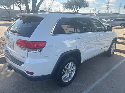 2017 Jeep Grand Cherokee Laredo