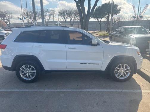2017 Jeep Grand Cherokee Laredo
